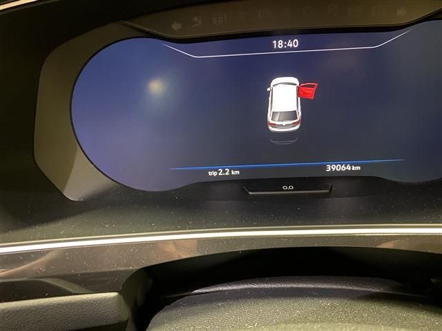 VOLKSWAGEN TIGUAN 2018 Image 31