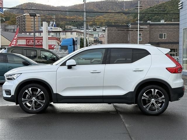 VOLVO XC40 2018 Image 31