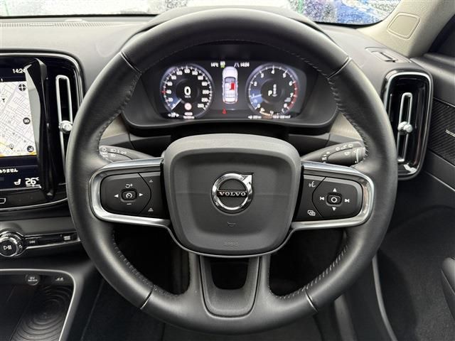 VOLVO XC40 2018 Image 31