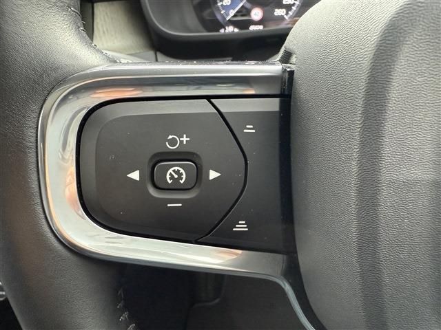 VOLVO XC40 2018 Image 31