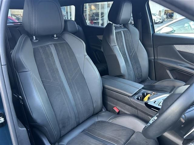 PEUGEOT 5008 2021 Image 31