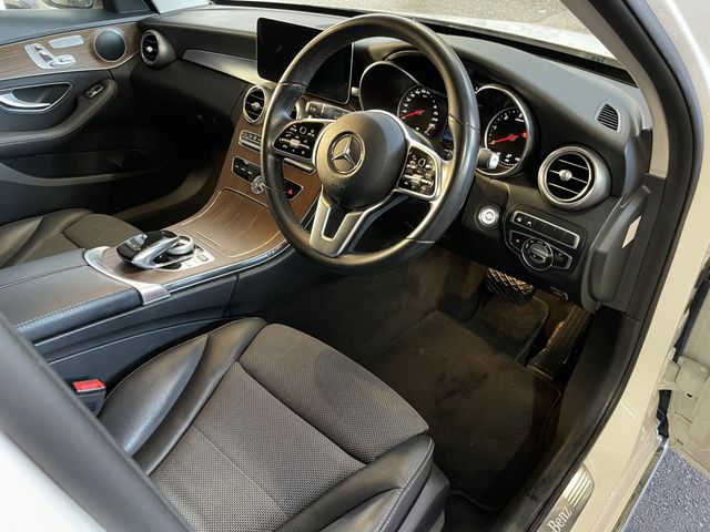 MERCEDES BENZ C CLAS 2018 Image 31