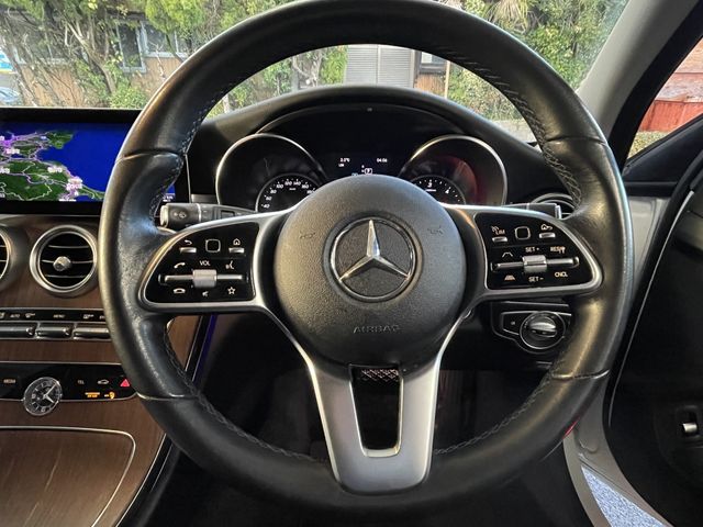 MERCEDES BENZ C CLAS 2018 Image 31
