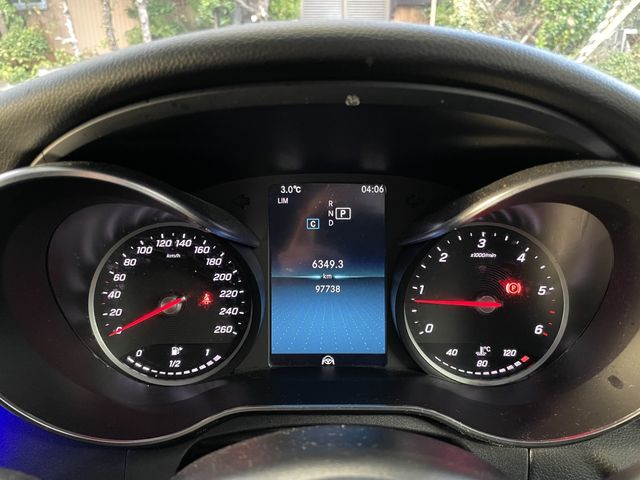 MERCEDES BENZ C CLAS 2018 Image 31