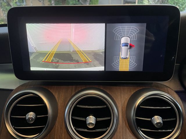 MERCEDES BENZ C CLAS 2018 Image 31