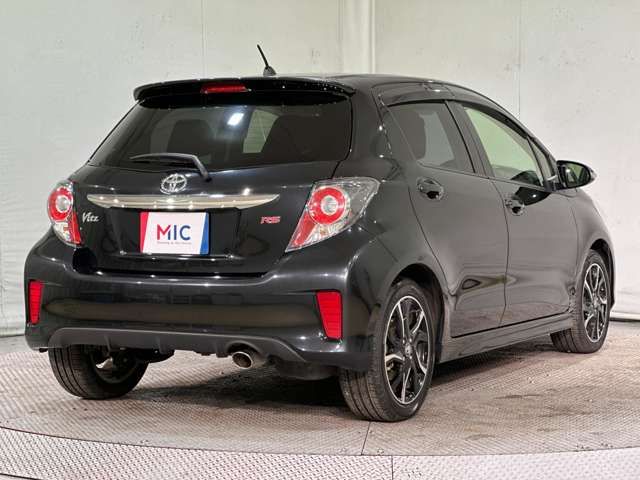 TOYOTA VITZ 2016 Image 31