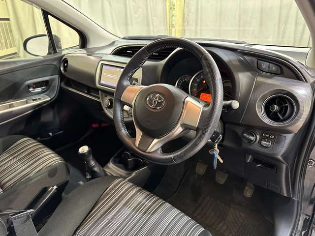 TOYOTA VITZ 2016 Image 31