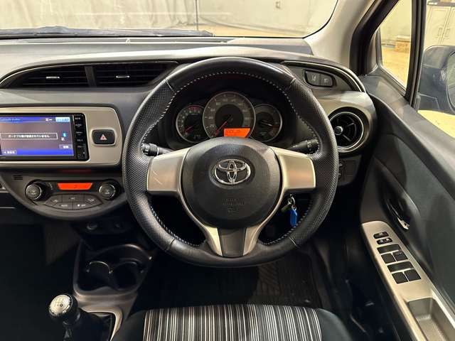 TOYOTA VITZ 2016 Image 31