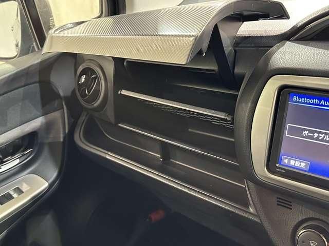 TOYOTA VITZ 2016 Image 31