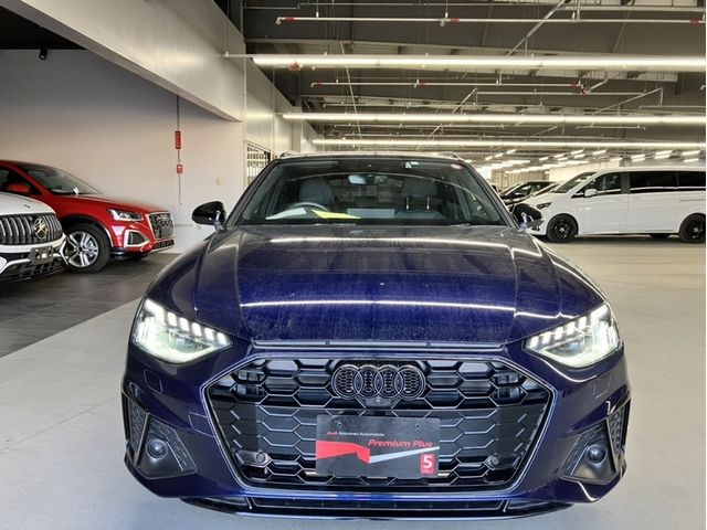 AUDI A4 AVANT 2022 Image 31