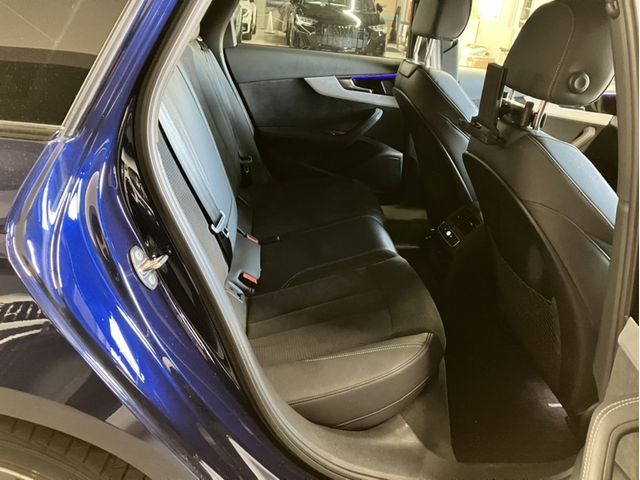 AUDI A4 AVANT 2022 Image 31