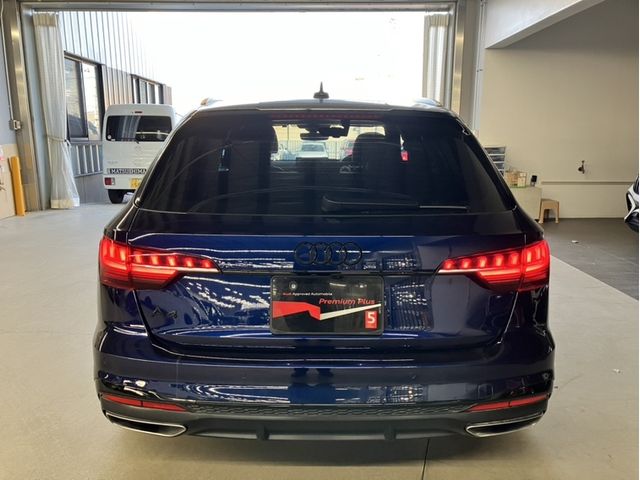 AUDI A4 AVANT 2022 Image 31