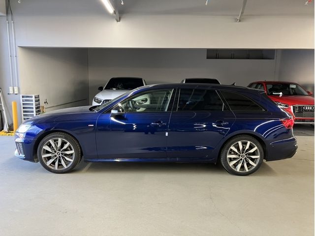 AUDI A4 AVANT 2022 Image 31