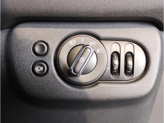 BMW MINI CLUBMAN 2020 Image 31