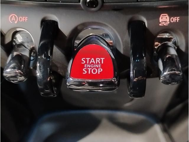 BMW MINI COOPER SD 5DOOR 2021 Image 31