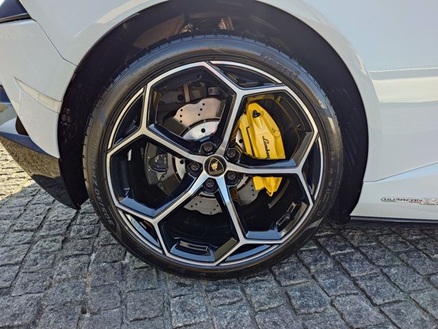 LAMBORGHINI HURACAN 2022 Image 31