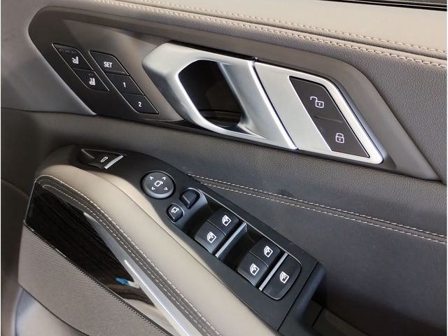 BMW X5 2024 Image 31