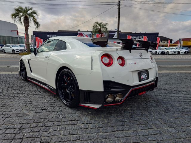 NISSAN GT-R 2019 Image 31