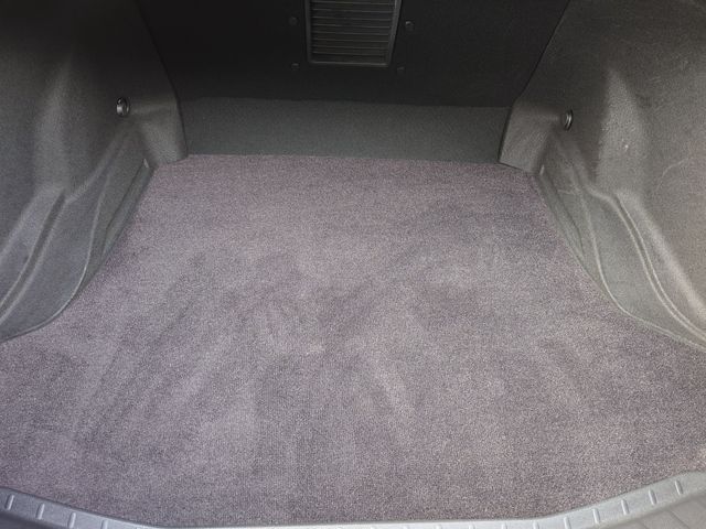 NISSAN GT-R 2019 Image 31