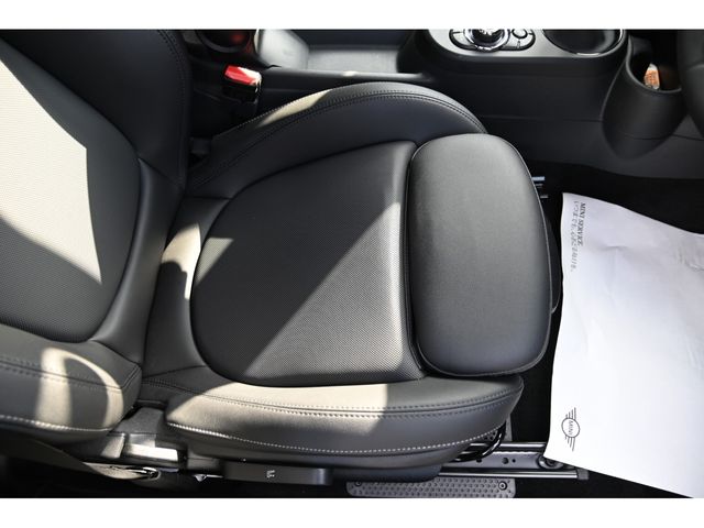 BMW MINI COOPER S 5DOOR 2023 Image 31