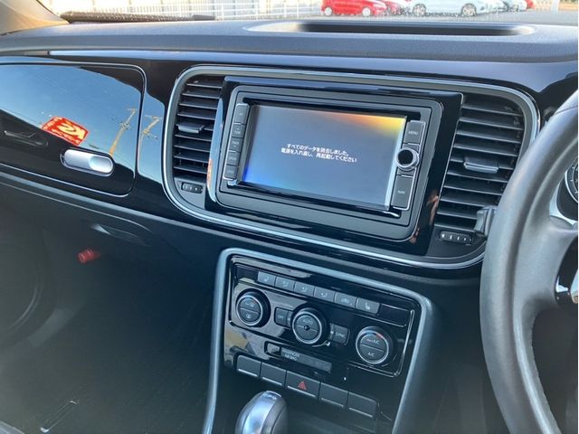 VOLKSWAGEN THE BEETL 2019 Image 31