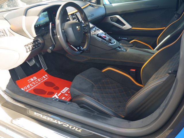 LAMBORGHINI AVENTADO 2018 Image 31