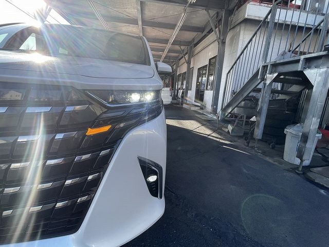 TOYOTA ALPHARD HYBRID 2024 Image 31