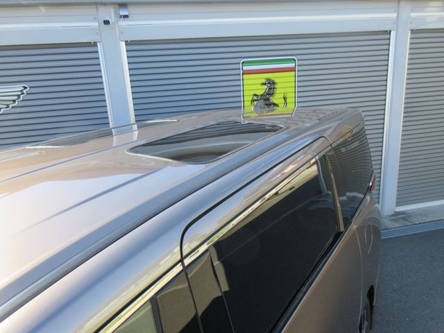 TOYOTA ALPHARD HYBRID 2025 Image 31