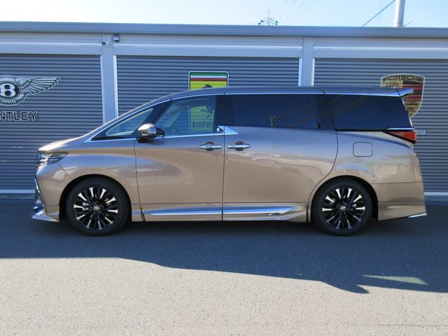 TOYOTA ALPHARD HYBRID 2025 Image 31
