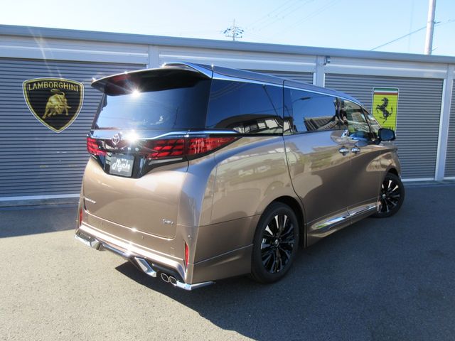 TOYOTA ALPHARD HYBRID 2025 Image 31