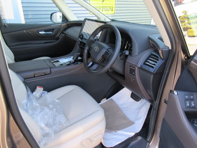 TOYOTA ALPHARD HYBRID 2025 Image 31