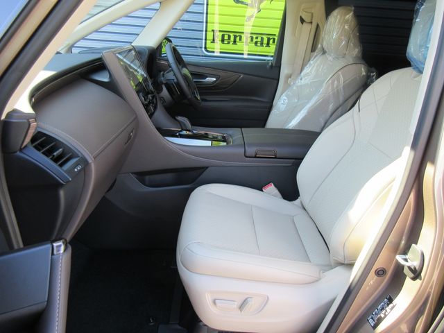 TOYOTA ALPHARD HYBRID 2025 Image 31