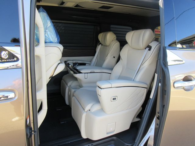 TOYOTA ALPHARD HYBRID 2025 Image 31