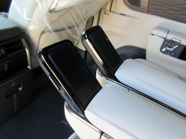 TOYOTA ALPHARD HYBRID 2025 Image 31