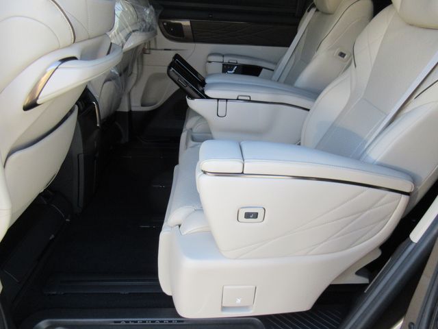 TOYOTA ALPHARD HYBRID 2025 Image 31