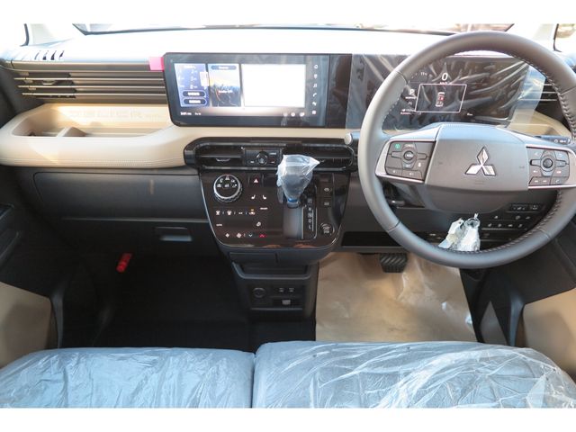 MITSUBISHI DELICA MINI 2025 Image 31