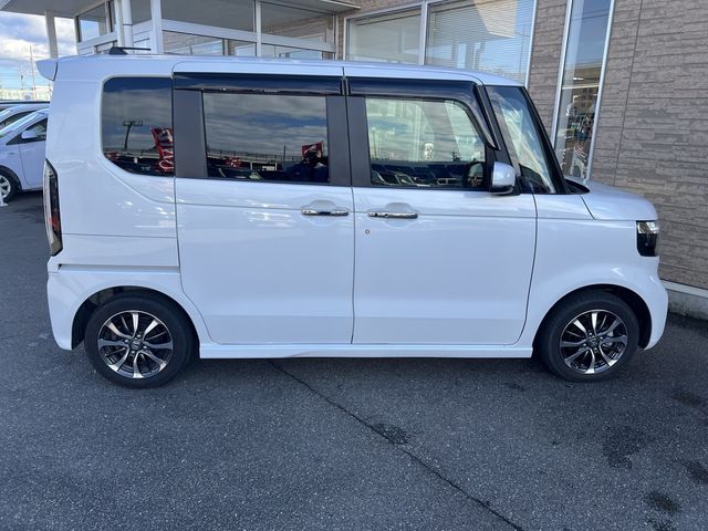 HONDA N BOX CUSTOM 2024 Image 31