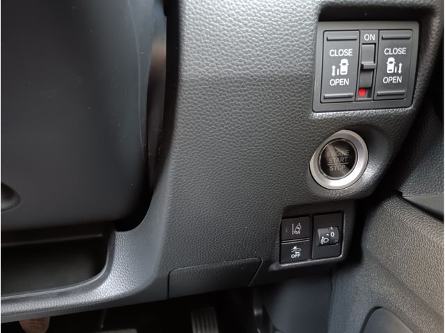 HONDA N BOX CUSTOM 2022 Image 31