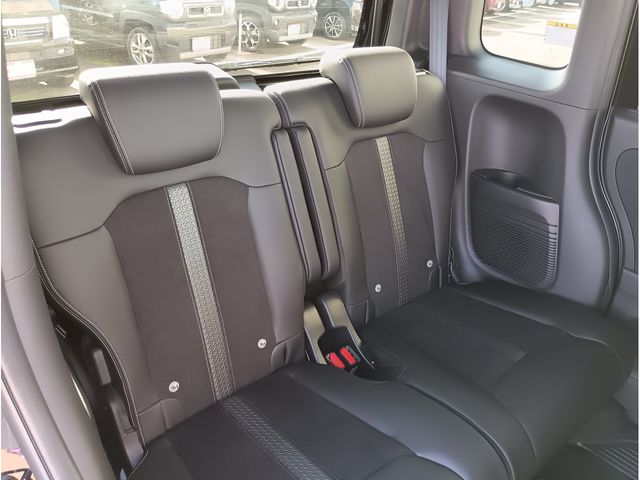 HONDA N BOX CUSTOM 2022 Image 31