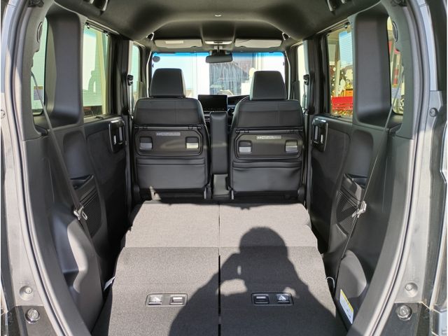 HONDA N BOX CUSTOM 2022 Image 31