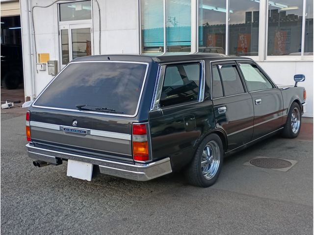 NISSAN CEDRIC VAN 1997 Image 31