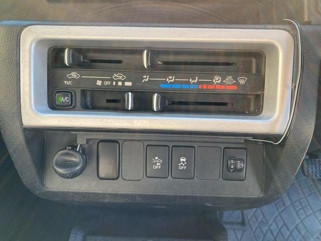 DAIHATSU HIJET TRUCK 4WD 2019 Image 31