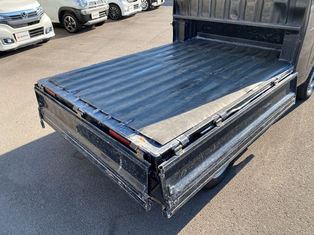 DAIHATSU HIJET TRUCK 4WD 2019 Image 31