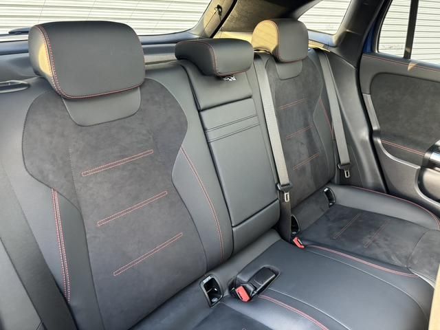 MERCEDES BENZ EQA 2024 Image 31