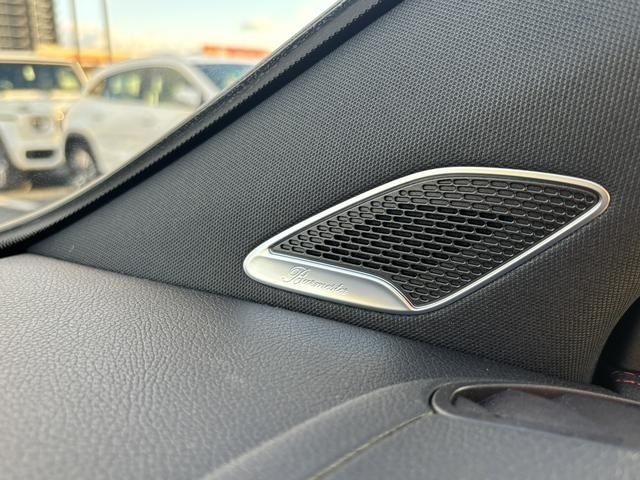 MERCEDES BENZ EQA 2024 Image 31