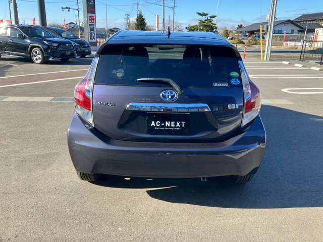 TOYOTA AQUA 2015 Image 31