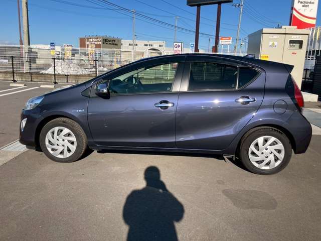 TOYOTA AQUA 2015 Image 31