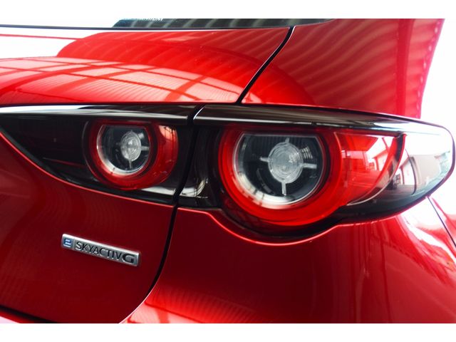 MAZDA 3 FASTBACK 2023 Image 31