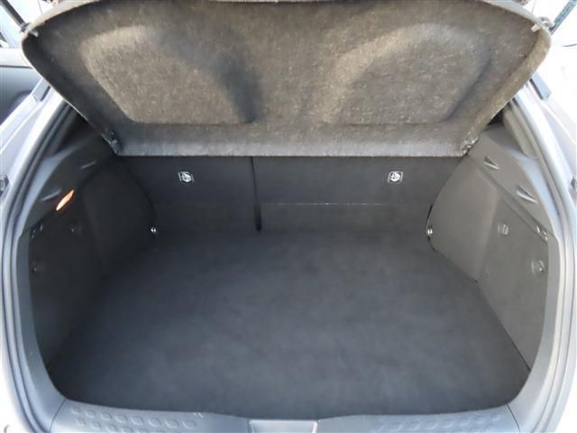 TOYOTA C-HR 2018 Image 31