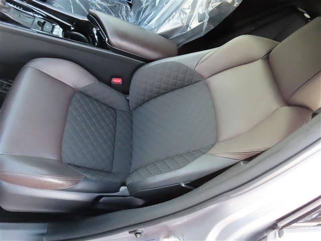 TOYOTA C-HR 2018 Image 31